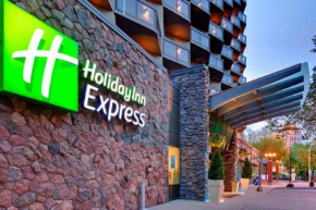 Holiday Inn Express Edmonton Downtown, an IHG Hotel Edmonton
